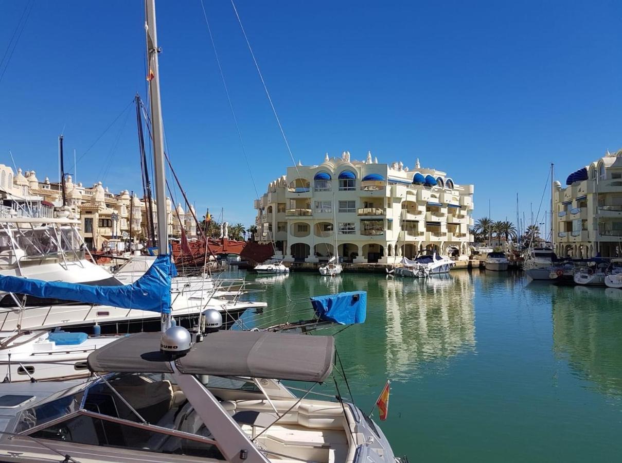 Apartamento Benalmadena Puerto Marina Lejlighed Eksteriør billede