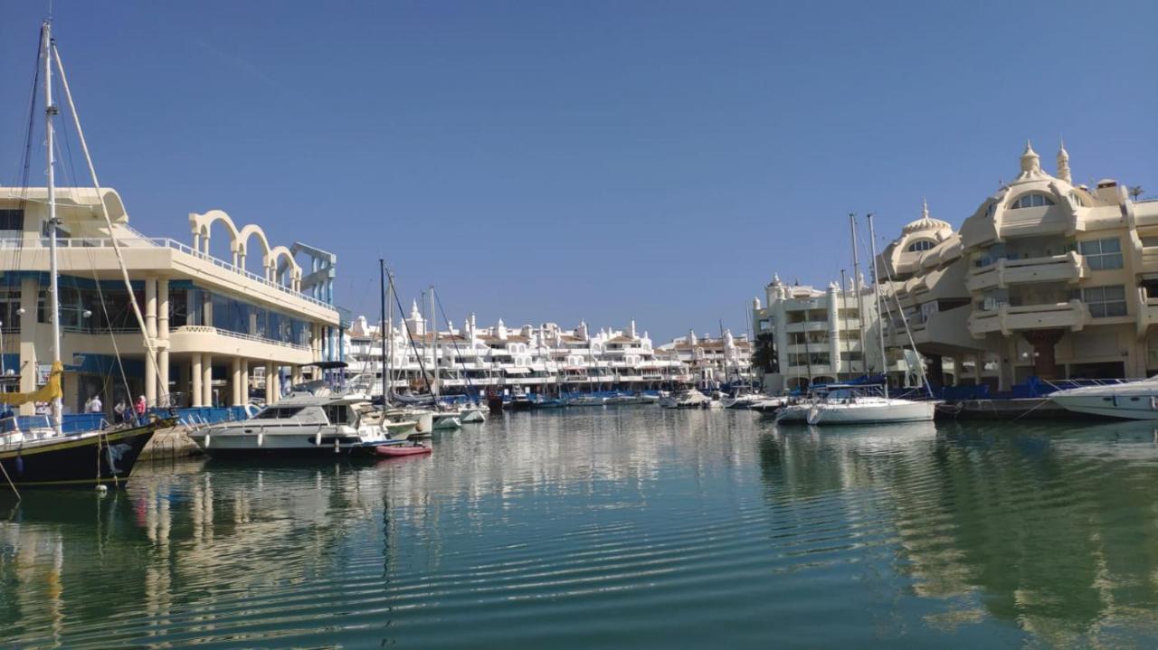 Apartamento Benalmadena Puerto Marina Lejlighed Eksteriør billede