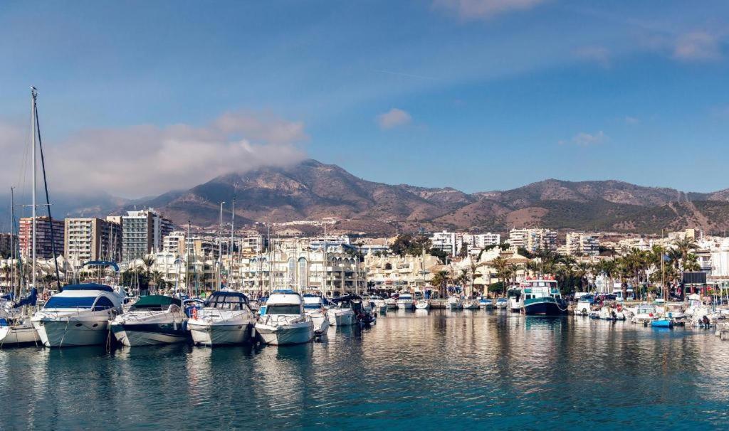 Apartamento Benalmadena Puerto Marina Lejlighed Eksteriør billede